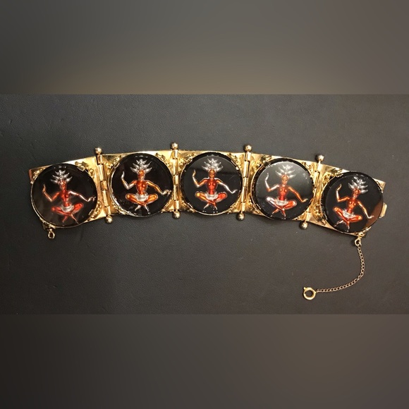 Siam Dancer Itaglios Heavy Goldtone Bracelet - Picture 3 of 12